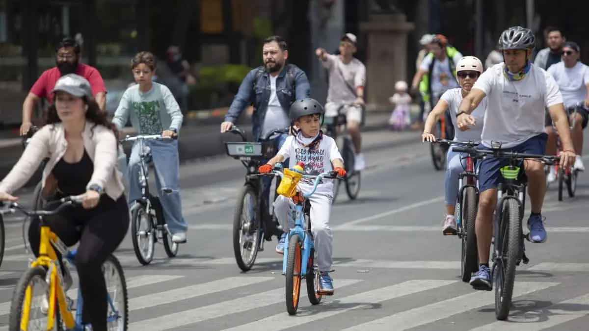 Cierre vialidades en CDMX por paseo dominical Mu&eacute;vete en bici