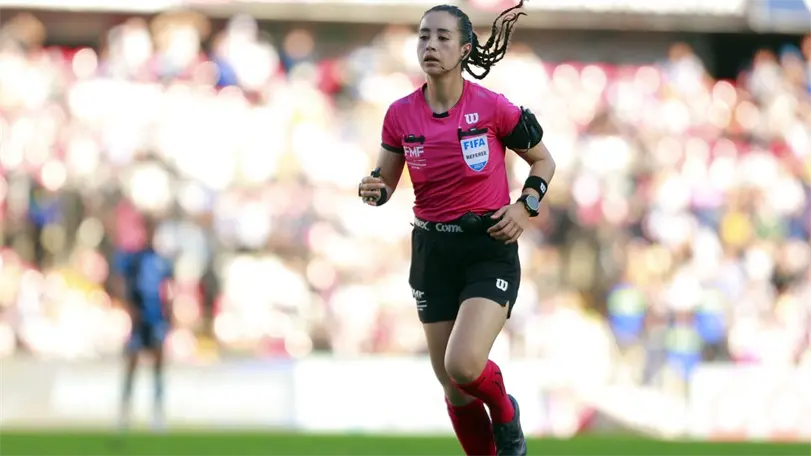 Katia Itzel, la primera mujer árbitro en la Copa del Mundo 2026 Katia Itzel fue designada árbitra central del partido Túnez vs. Países Bajos. Foto: Cuartoscuro