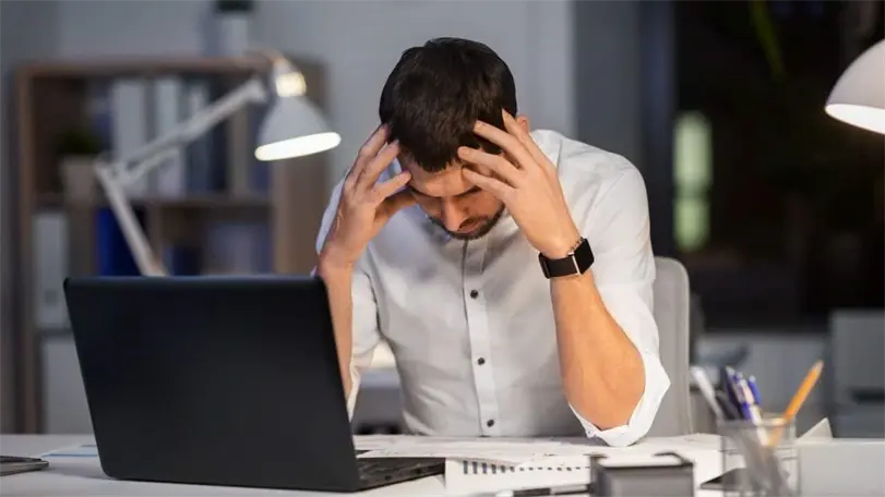 El trabajo flexible gana terreno: padres mexicanos buscan más tiempo en casa y menos estrés laboral canva
