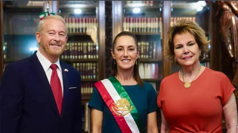 La presidenta de M&eacute;xico, Claudia Sheinbaum celebra su cumplea&ntilde;os n&uacute;mero 64. Foto: @USAmbMex