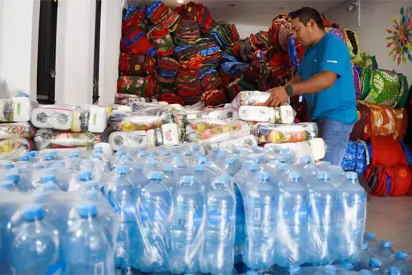 Habilitan centros de acopio para Venezuela en M&eacute;xico