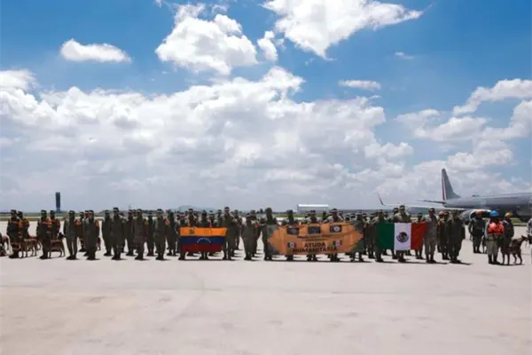 M&eacute;xico despliega 261 rescatistas y ayuda humanitaria a Venezuela