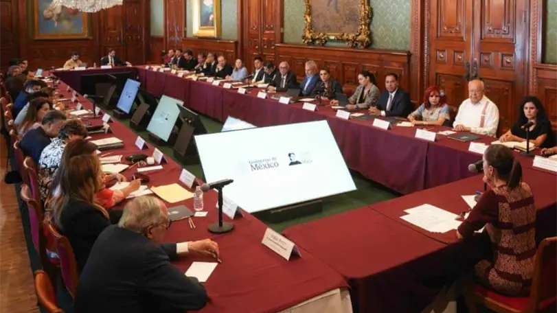 Claudia Sheinbaum encabez&oacute; en Palacio Nacional una reuni&oacute;n con gobernadores. Foto: Presidencia