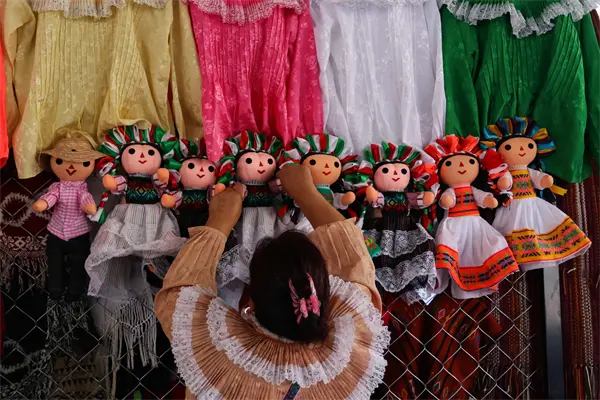 Cultura alista estrategia para proteger textiles indígenas del plagio