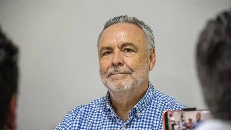 El morenista dijo que para el siguiente periodo de sesiones el tema ser&aacute; combatir la corrupci&oacute;n y la impunidad. Foto: @aramirezcuellar