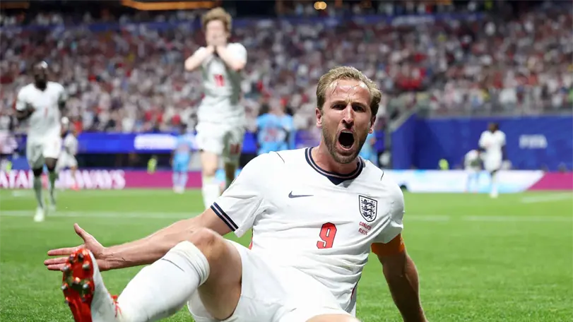 Harry Kane acepta que van a sufrir en México: Si quieres ser campeón, debes pasar momentos difíciles El goleador inglés de siente confiado de ganar en el Estadio Azteca. Foto: @HKane