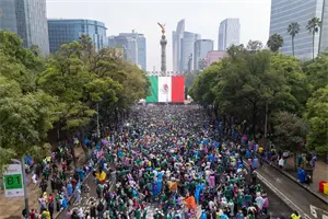 El sue&ntilde;o por el Tri reuni&oacute; a 1.35 millones de personas en toda la CDMX