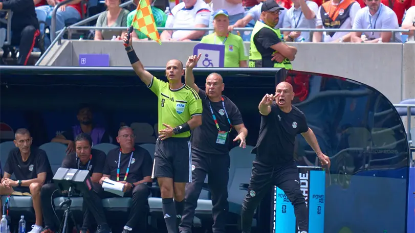 No hubo juego limpio: Egipto explota contra el arbitraje tras caer ante Argentina Hossam Hassan tras el partido: Foto: MexSport.