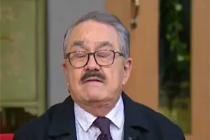 Es la edad y la &eacute;poca en la que viv&iacute;: Pedro Sola se disculpa tras pol&eacute;micas declaraciones sobre perros