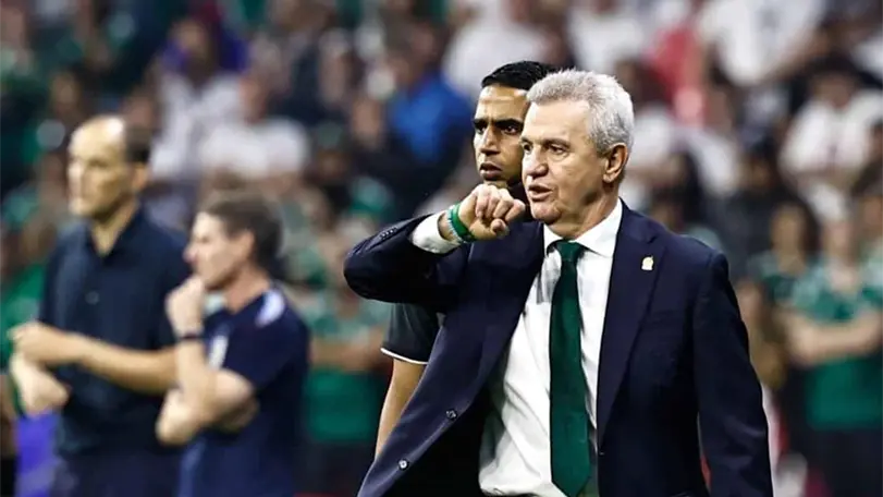 Me voy tranquilo; Javier Aguirre lloró tras eliminación y defendió su estrategia El Vasco en lagrimas tras la eliminación. Foto: Aracely Martínez.