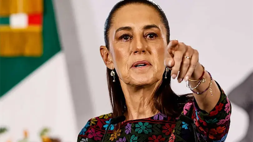 Operativo del ICE bajo la lupa: Caso del mexicano abatido abre dos investigaciones federales en EU La muerte de Lorenzo Salgado Araujo durante un operativo de ICE en Houston desató dos investigaciones federales y reavivó el debate sobre el uso de la fuerza en redadas migratorias. La presidenta Claudia Sheinbaum lamentó el caso. Foto: Aracely Martínez