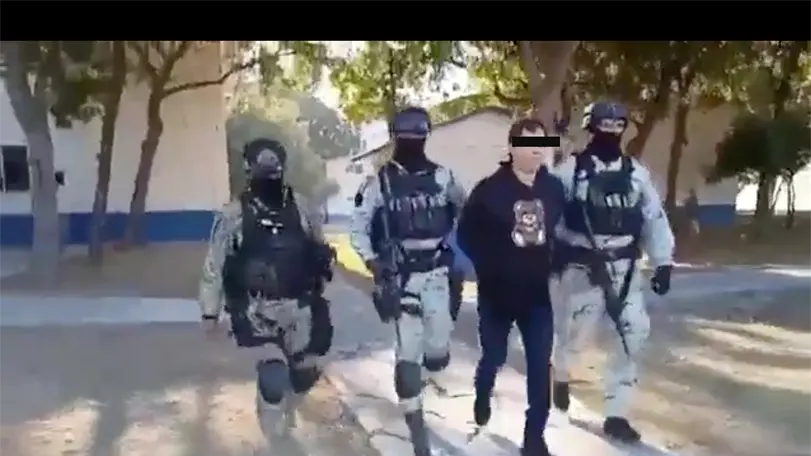 ¿Quién es Mauro Núñez Ojeda, El Jando? FGR lo identifica como el piloto que llevó al Mayo a EU El implicado habría sido entregado a las autoridades de EU en el 2025. Foto: Captura de pantalla