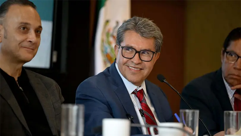 Hay una guerra de lodo: Monreal pide frenar ataques entre candidatos de la 4T El coordinador de los diputados de Morena, Ricardo Monreal, aseguró que debe prevalecer la unidad en la 4T. Foto: Diputados Morena