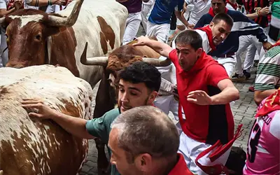 &Aacute;lvaro N&uacute;&ntilde;ez mantiene el inter&eacute;s de San Ferm&iacute;n con un encierro de ritmo intenso