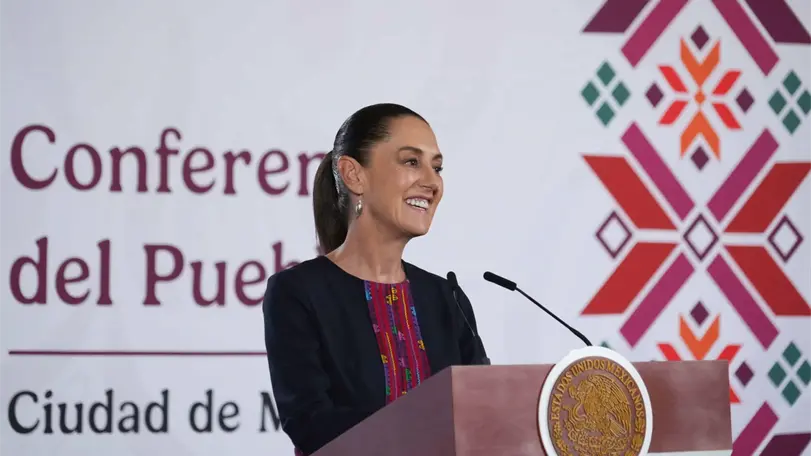 Sheinbaum rechaza que EU desconfíe de México por caso Zambada Claudia Sheinbaum defendió la cooperación con Estados Unidos, pero afirmó que ninguna operación de seguridad debe vulnerar la soberanía mexicana. Foto: Presidencia