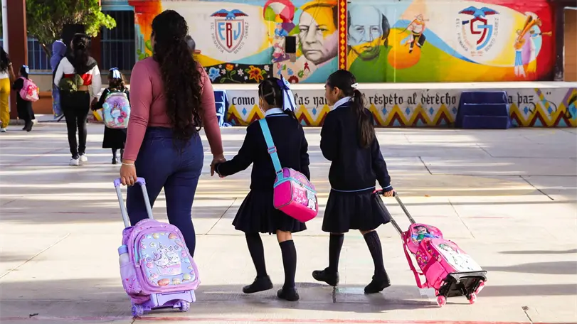 Puentes, vacaciones y días festivos: así se planteó el Calendario Escolar 2026-2027 Te decimos cómo se plantea que sea la distribución para las clases de los niños en lo que resta de 2026 y 2027- Foto: Cuartoscuro