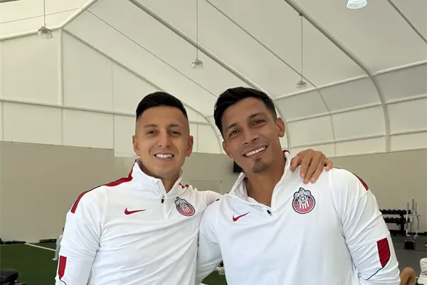 Mundialistas de Chivas reportan para inicio del Apertura 2026