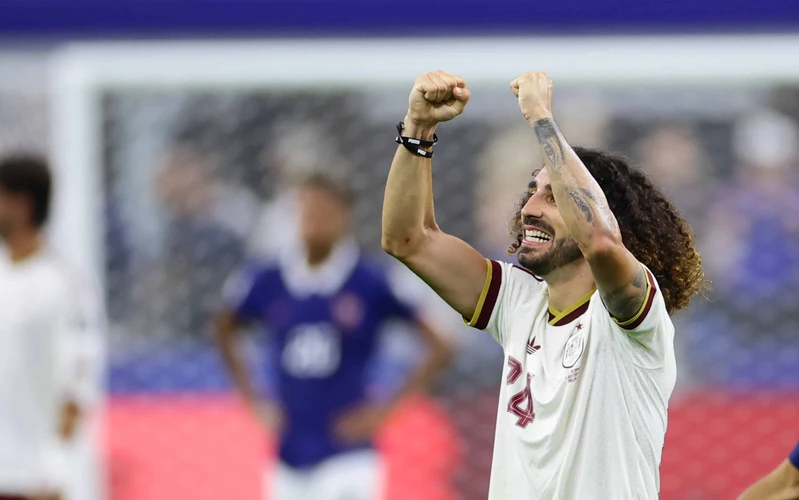 Mundial 2026: Cucurella promete hacerse un tatuaje de Luis De La Fuente si Espa&ntilde;a gana la Copa del Mundo