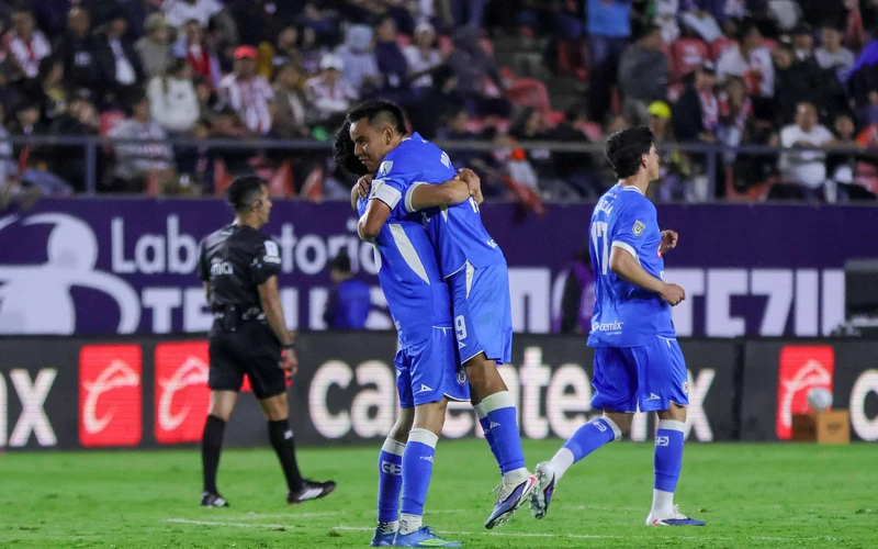 Cruz Azul estrena su corona en el Apertura 2026: remonta a San Luis con doblete de Jeremy Márquez