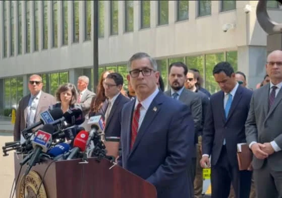 Fiscalía de EU niega participación en operativo en México para capturar a El Mayo Zambada Fiscales del Distrito Este de Nueva York reiteraron que EU no organizó la captura de Ismael El Mayo Zambada en territorio mexicano. Foto: Especial