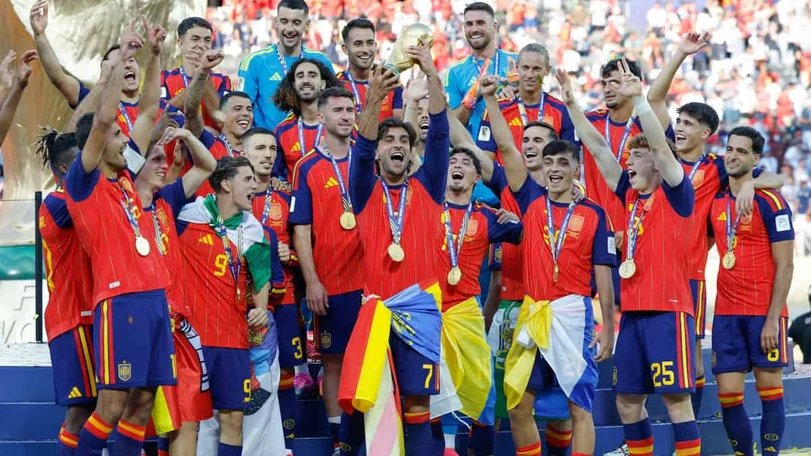 Jugadores que mostraron descontento al saludar a Donald Trump 2 jugadores españoles le pusieron un límite a Donald Trump en los saludos de felicitación. Foto: EFE
