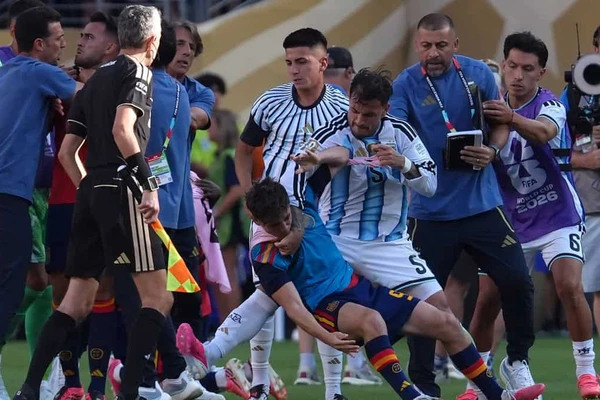 Momentos polémicos de los jugadores argentinos en la Final del Mundial 2026