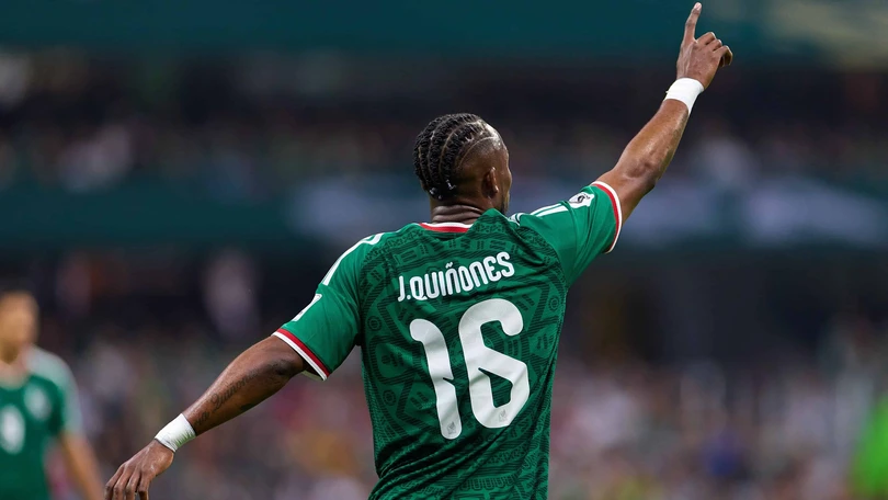 Ser&aacute; con el voto del p&uacute;blico que se decida si Qui&ntilde;ones entra en el 11 perfecto de la FIFA o no. Foto: MexSport