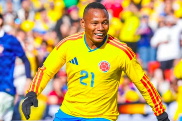 Jáminton Campaz, volante colombiano, en la mira del América