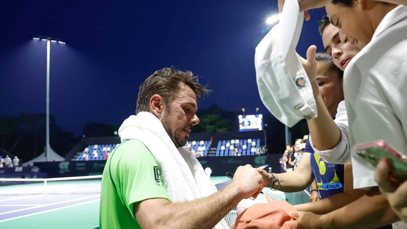 Cancún Country Open 2026, el último torneo en México de Stan Wawrinka: "Un privilegio y un orgullo" Stan Wawrinka firma autógrafos en la edición 2025 del Cancún Country Open. Foto: cortesía Cancún Country Open