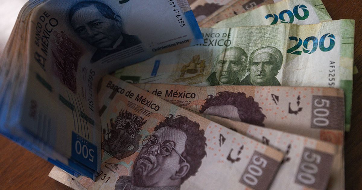 Hacienda presume economía de México y asegura que ya es un hub financiero global TOLUCA, ESTADO DE MÉXICO, 03ENERO2021.- Aspectos de billetes de diferentes denominaciones, durante el inicio de año siempre es recomendable manejar de forma responsable el dinero para poder atravesar la llamada cuesta de enero. FOTO: CRISANTA ESPINOSA AGUILAR /CUARTOSCURO.COM