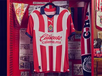 Imagen de la nota: Chivas lanza su nueva playera para la temporada 2023-2024 ¿Qué precio tiene?