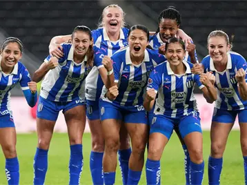 Imagen de la nota: ¡Clásicas semifinales! Rayadas vencen a Xolas y jugarán ante Tigres por pase la final de Liga MX Femenil