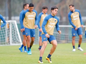 Imagen de la nota: Los Pumas tuvieron primer entrenamiento del año a la espera de refuerzos