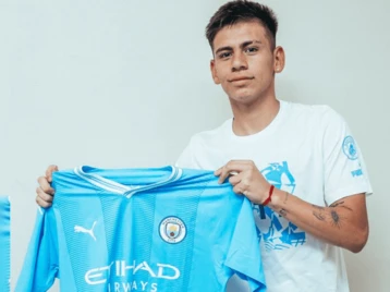 Imagen de la nota: Manchester City ficha al argentino Echeverri por 14 mde