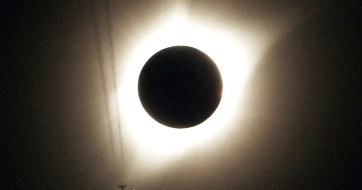 Eclipse Solar 2024: ¿Cómo puedes usar el simulador para saber cómo se verá en México? Eclipse Solar 2024: ¿Cómo puedes usar el simulador para saber cómo se verá en México?