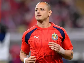 Imagen de la nota: Chicharito se perfila para ser titular con Chivas ante Puebla