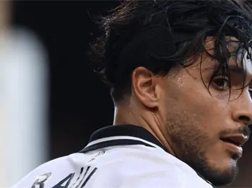 Imagen de la nota: Fulham falló de último minuto y Everton le empató; Raúl Jiménez jugó 90