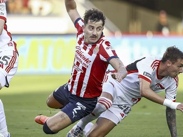 Imagen de la nota: Malas noticias para Chivas: Alan Mozo será baja tras ser operado