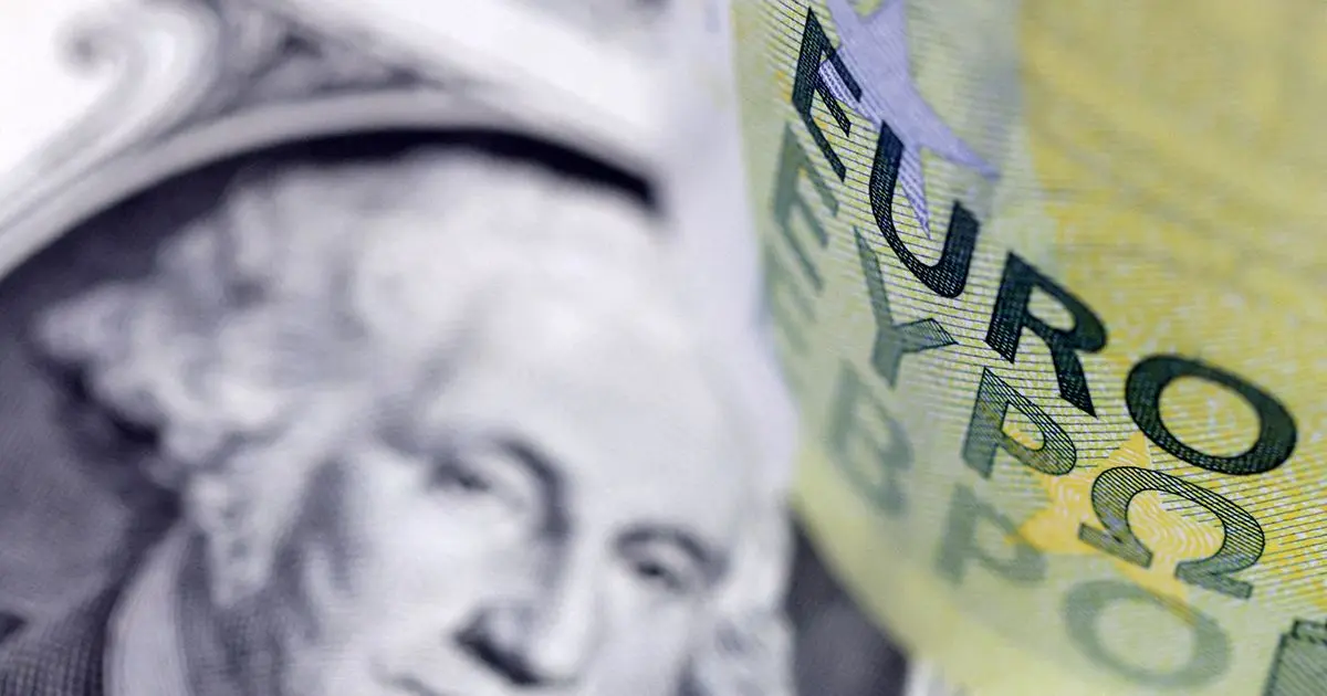 El euro cae hasta los 1,027 dólares, su nivel más bajo desde noviembre de 2022 Foto: Reuters