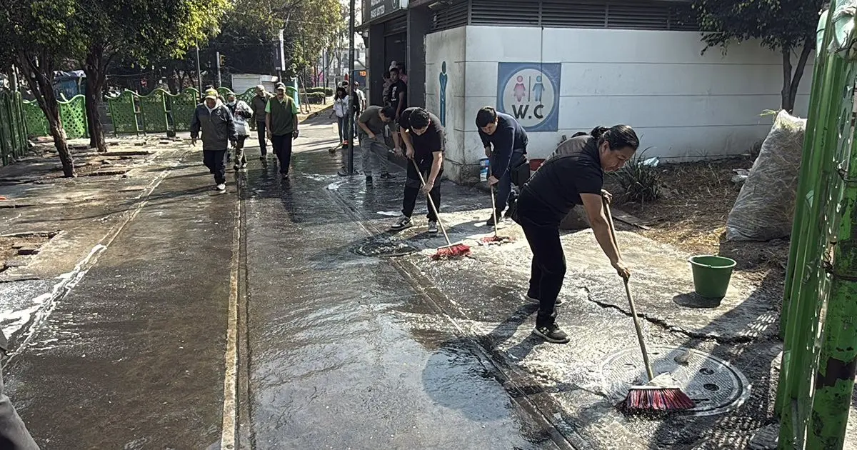 Más de tres toneladas de basura recolectó la alcaldía Miguel Hidalgo en el paradero Tacubaya Más de tres toneladas de basura recolectó la alcaldía Miguel Hidalgo en el paradero Tacubaya