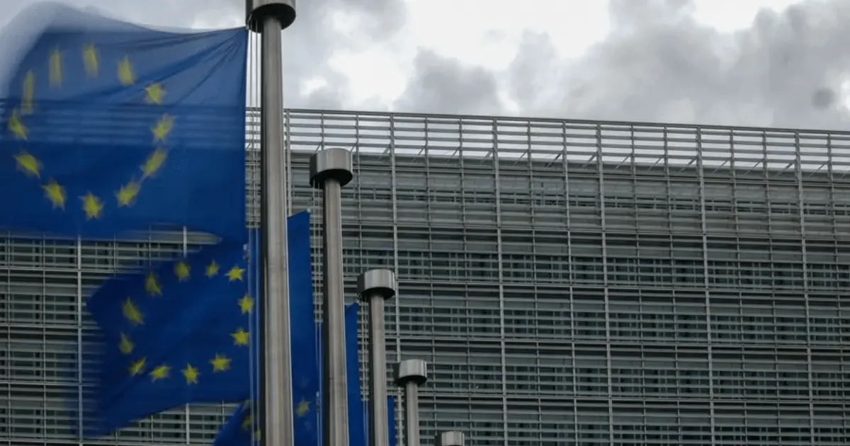 Francia exige represalias inmediatas de Europa a los aranceles anunciados por Donald Trump EFE