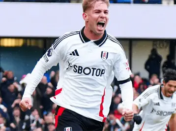 Imagen de la nota: Raúl Jiménez dio asistencia para triunfo del Fulham sobre Nottingham Forest