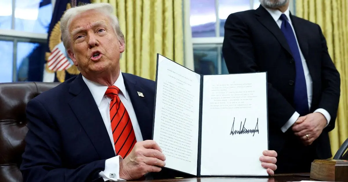 Trump impone aranceles del 25% al acero y aluminio de Canadá y México Foto: Reuters