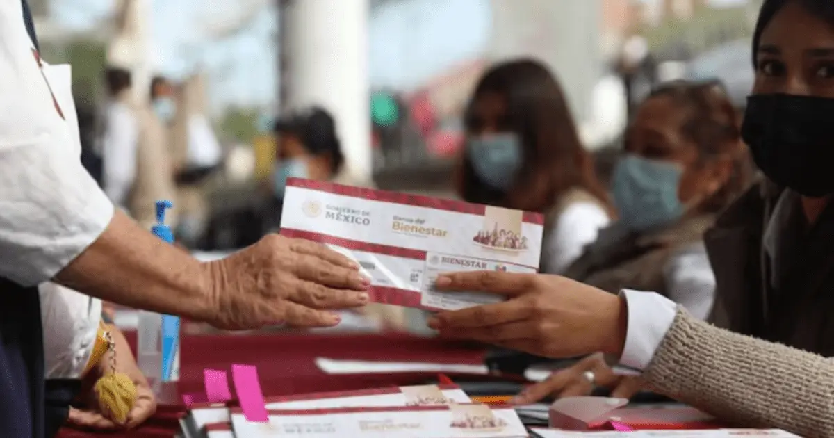 Apoyo a Madres Trabajadoras 2025: Fecha de registro y cómo obtener 3 mil 720 pesos Foto: Secretaría del Bienestar