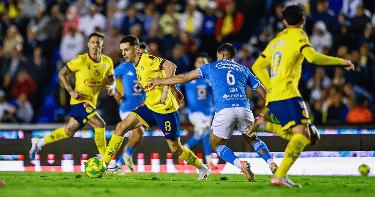 América no le ganó ni uno de tres juegos a Cruz Azul y le cedió liderato al Toluca América no le ganó ni uno de tres juegos a Cruz Azul y le cedió liderato al Toluca