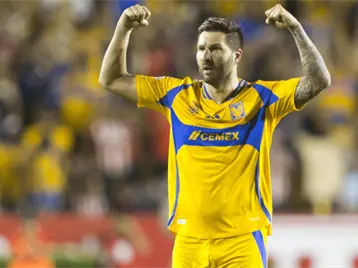 Imagen de la nota: Tigres asegura su futuro: Gignac y Nahuel renuevan por un año más