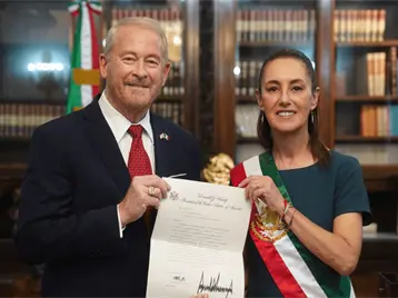 Imagen de la nota: Para Trump, asegurar la frontera con México es vital: Ronald Johnson