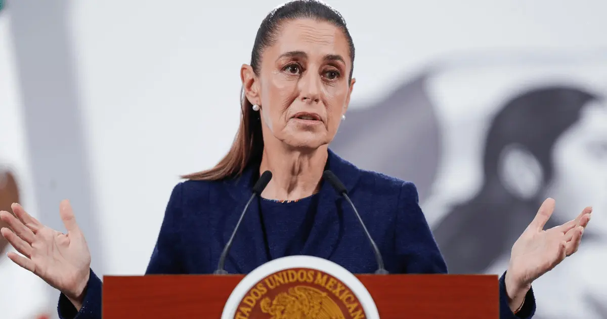 Sheinbaum afirma que no se le debe diferenciar de AMLO tras comentarios del embajador Johnson sobre seguridad EFE