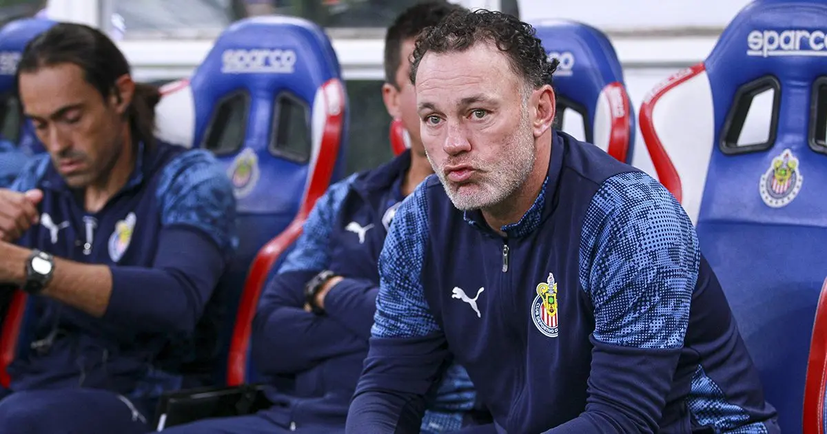 Milito tendrá que resolver la baja de Campillo quien fue operado y se pierde el resto del año Foto: Mexsport