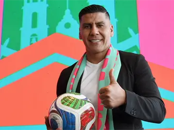 Imagen de la nota: Carlos Salcido y la nostalgia al no poder jugar un Mundial en casa con el Tri: “Quisiera haber estado”